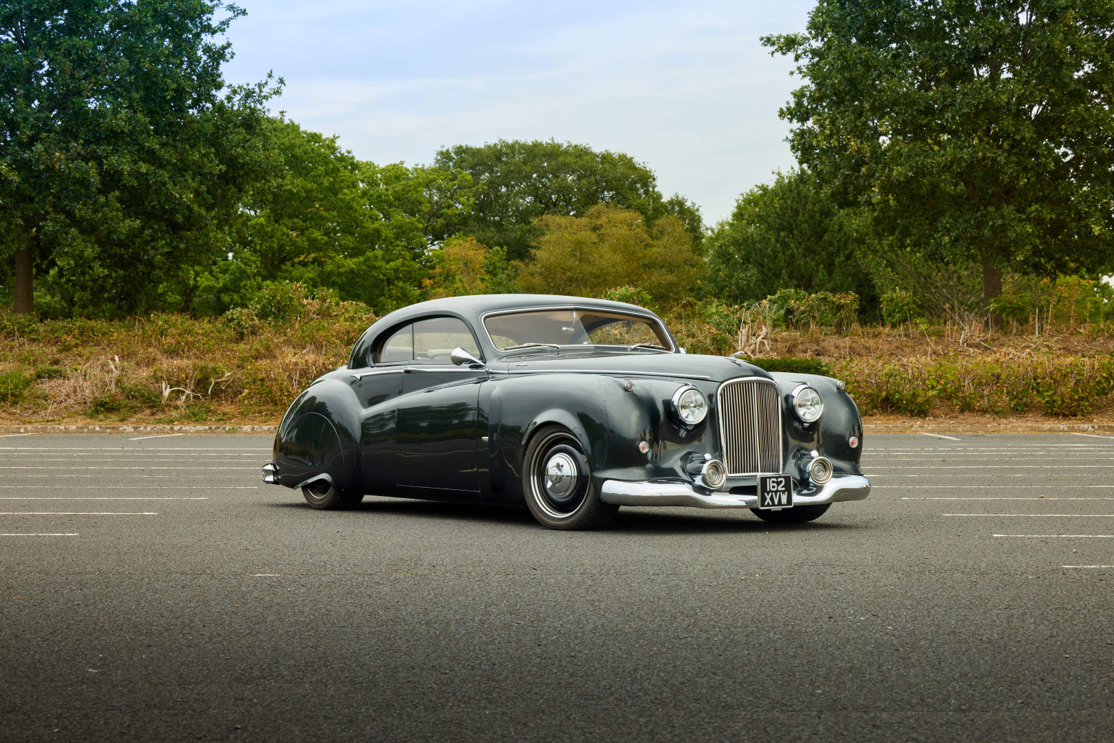 SMALL_Hot Wheels Legends Tour UK 2025 finalist Jaguar MkVII  (2)